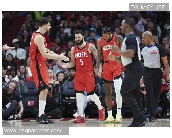 2017年5月2日火箭队与马刺队激战回顾及精彩瞬间分析 2017年5月2日火箭队与马刺队激战回顾及精彩瞬间分析