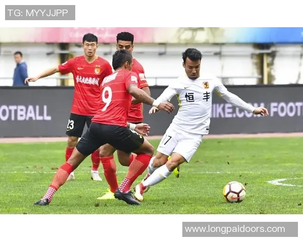 广州恒大与贵州恒丰历年交锋记录及比分回顾分析