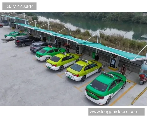 智能充电桩助力绿色出行推动电动汽车普及提升能源使用效率