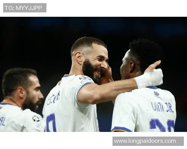 皇家盐湖城与国际米兰的巅峰对决谁能赢得胜利的荣耀之战 皇家盐湖城与国际米兰的巅峰对决谁能赢得胜利的荣耀之战