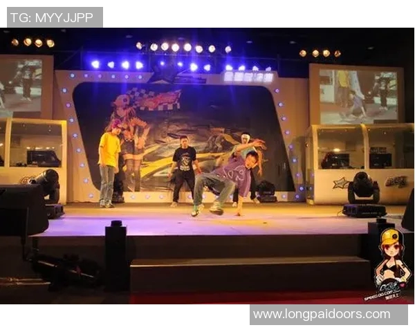 南京街舞队的进攻策略与风格解析引领街舞热潮的背后故事