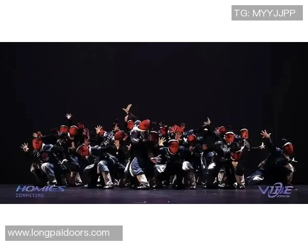 成都街舞队战术解析：如何在舞台上展现团队默契与个性魅力